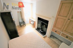 Photo 16- click for photo gallery